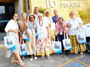 Mulher branca é levada à DP por racismo e intolerância religiosa no RJ