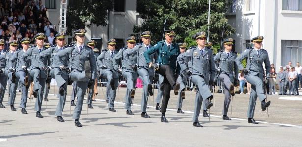 PM-SP abre concurso para o Barro Branco com 200 vagas e salário de R$ 4.833