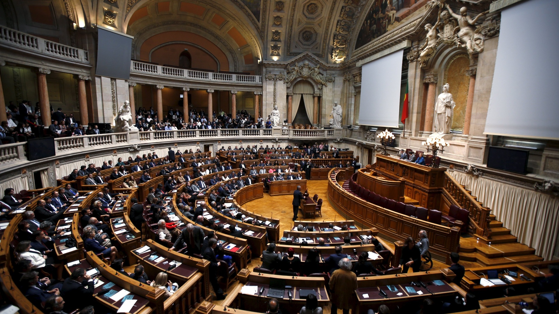 Республика ассамблеи. Ассамблея Республики Португалия. Парламент Португалии. Парламент в Лиссабоне. Правительство Португалии.