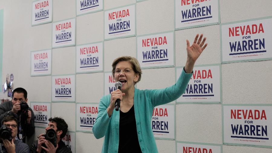 Elizabeth Warren no escritório de sua campanha em North Las Vegas, Nevada - 