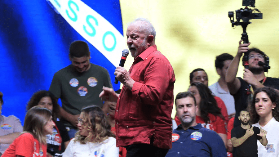 08.set.22 - Lula discursa em ato de campanha em Nova Iguaçu (RJ) - Reprodução/YouTube