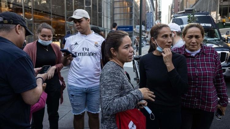 Miles de familias venezolanas que ingresaron a Estados Unidos por la frontera sur terminaron en Nueva York y Washington DC gracias a una política de traslado masivo implementada por el gobernador de Texas - GETTY IMAGES - GETTY IMAGES