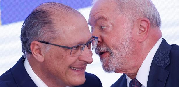 Alckmin com Lula na cerimônia de posse em Brasília