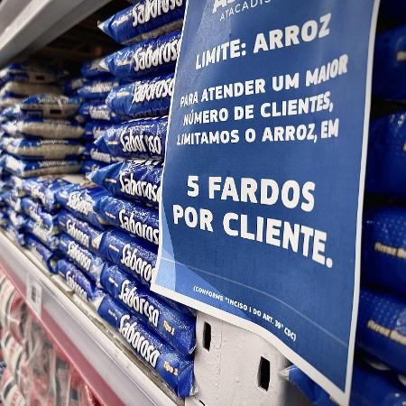 Rede de supermercados Assai, em São Paulo, limitou a compra de arroz para seus consumidores