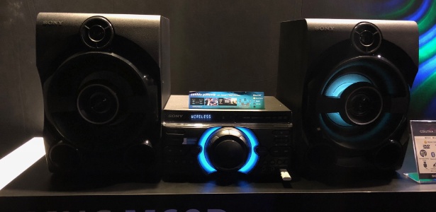 Versão diferente de mini systems da Sony - Gabriel Francisco Ribeiro/UOL - Gabriel Francisco Ribeiro/UOL