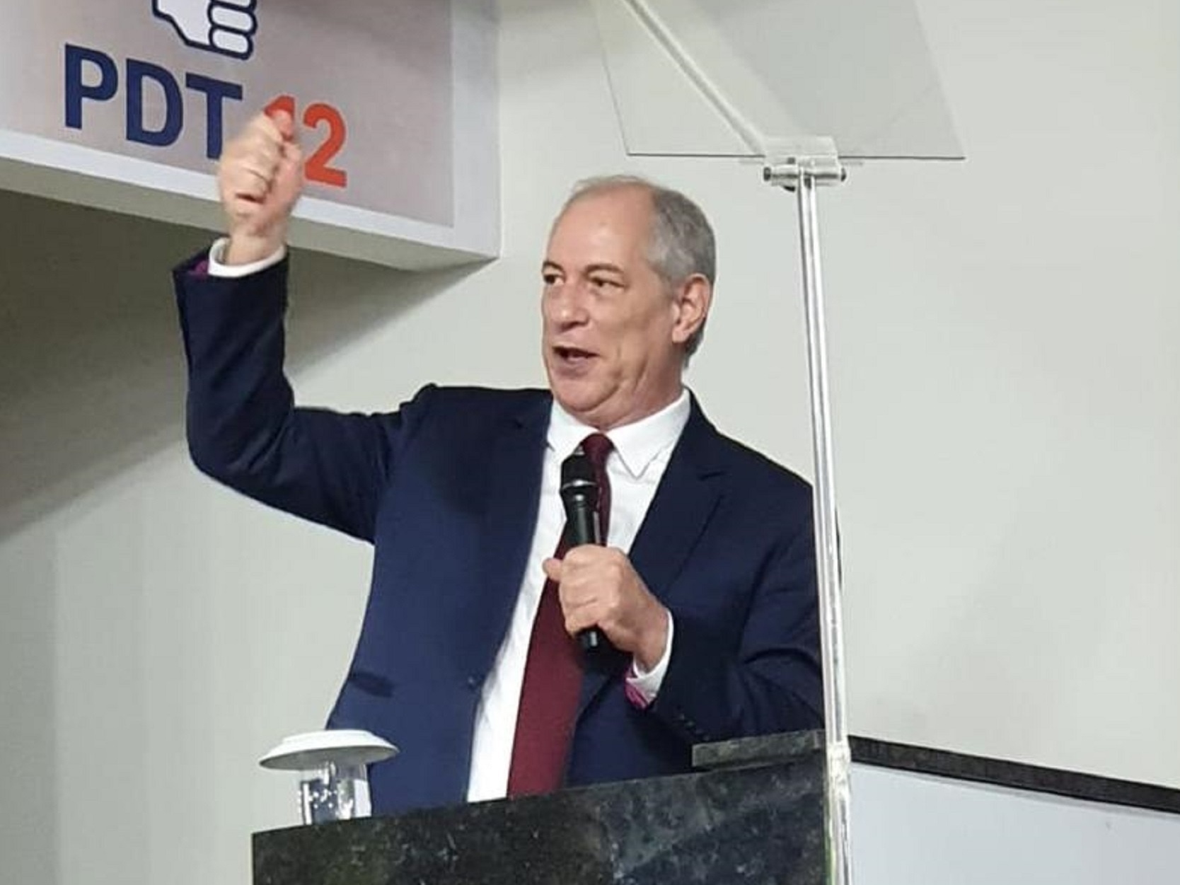 PDT aprova em conven o nome de Ciro Gomes para disputar Planalto