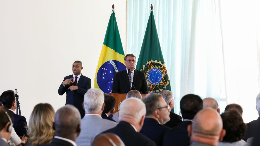 18.jul.2022 - O presidente Jair Bolsonaro (PL) ataca o sistema eletrônico de votação em reunião com embaixadores  - Clauber Cleber Caetano/PR
