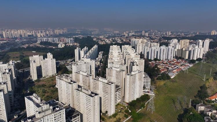 Condomínios do programa Minha Casa/Minha Vida em Pirituba, bem longe dos 'vilamadaleners'