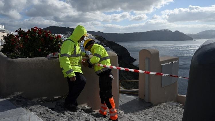 Parte da ilha de Santorini teve o acesso restringido após as recentes atividades sísmicas Parte da ilha de Santorini teve o acesso restringido após as recentes atividades sísmicas