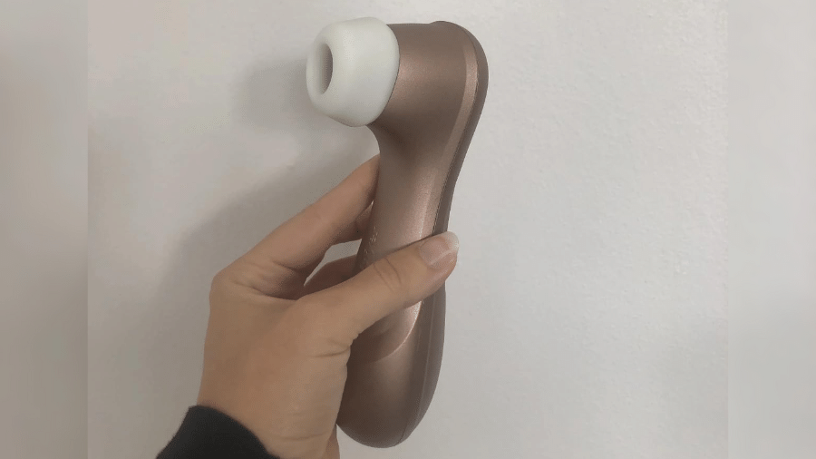 Sugador Satisfyer possui 11 modos de sucção para provocar múltiplos orgasmos Sugador Satisfyer possui 11 modos de sucção para provocar múltiplos orgasmos