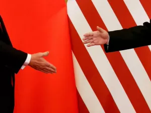 Sem Guerra Fria: China e EUA é disputa capitalista, diz pesquisador chinês