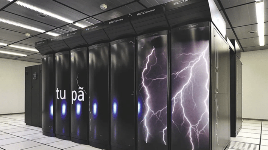 Supercomputador Tupã foi comprado em 2010 e já teve o status de ser o 29º mais rápido do mundo - Divulgação