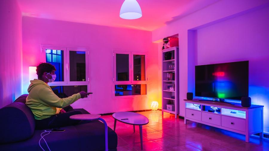 De lâmpadas a geladeira, é possível automatizar funções em diversos aparelhos em uma casa inteleigente - Getty Images