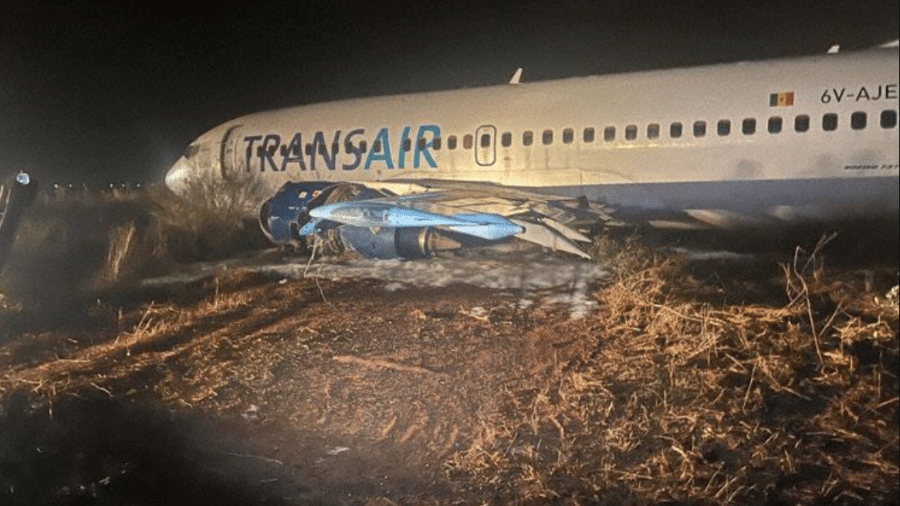 Boeing 737 derrapou na pista ao decolar do Senegal rumo ao Mali
