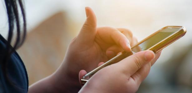 Minha filha só terá celular aos 14, diz psiquiatra sobre vício tecnológico