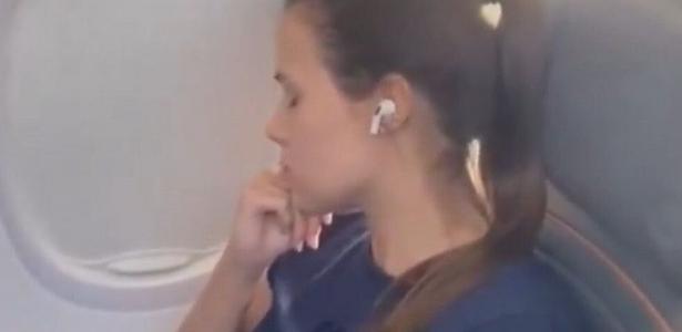 Bancária não dá lugar a criança em voo: quando temos de trocar de assento?