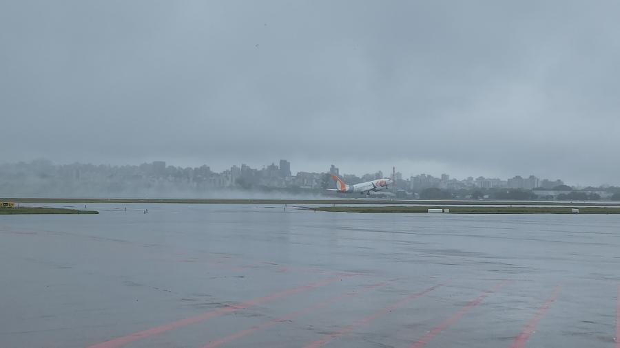 Primeiro voo decola do Aeroporto Internacional Salgado Filho nesta segunda-feira (16) após a conclusão das obras de recuperação da pista - Divulgação/Fraport Brasil