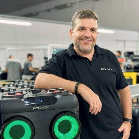 Polyvox quer crescer 40% com som nacional: do grave do funk à voz do sertanejo Polyvox quer crescer 40% com som nacional: do grave do funk à voz do sertanejo
