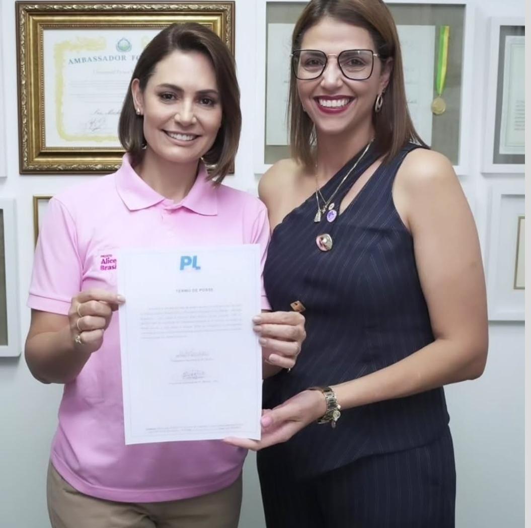 Vereadora Ellen Miziara, de Uberaba, preside o PL Mulher em Minas e é aliada da ex-primeira-dama Michelle Bolsonaro - undefined