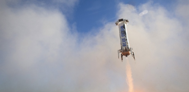 Foguete da Blue Origin faz pouso no Texas - Divulgação Blue Origin via Reuters