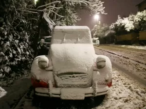 Fuja de uma fria: 5 cuidados para não ficar na mão com seu carro no inverno