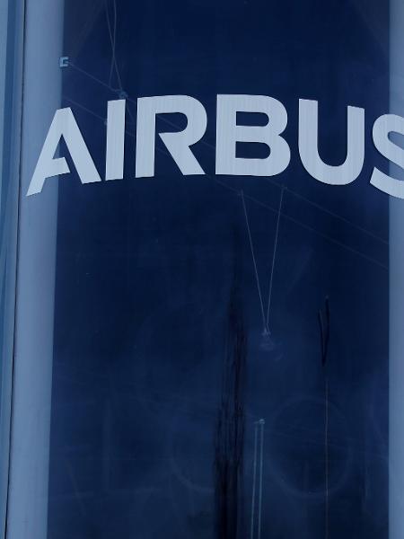 Airbus anunciou a suspensão "temporária" das atividades de produção e montagem - Regis Duvignau/Reuters