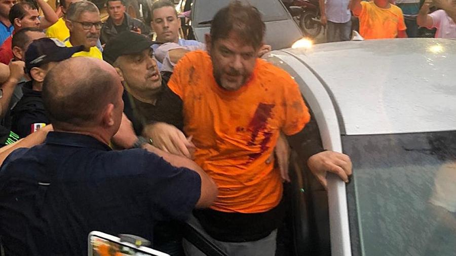 O senador Cid Gomes (PDT-CE) foi baleado na tarde desta quarta-feira (19) em meio a um protesto de policiais que reivindicam aumento salarial - Sobral 24 HORAS