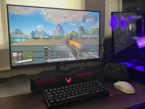 Review: com menos de R$ 700, dá para ter este monitor e teclado gamer