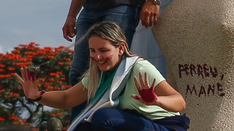 Débora Santos pichou a estátua 'A Justiça' em 8 de janeiro de 2023