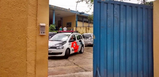Policiais investigam agressão a uma aluna de 15 anos da Escola Elias de Mello Ayres - Valter Martins/Piracicaba em Alerta