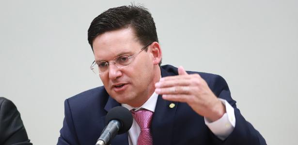 Publicado no DIário Oficial | Bolsonaro nomeia para Cidadania João Roma, aliado de ACM Neto