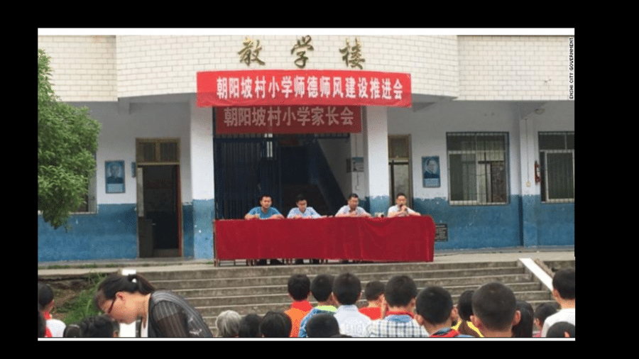 Homem mata oito crianças em ataque em escola na China - Reprodução/CNN