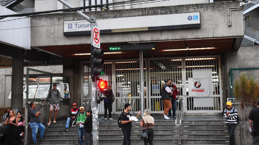 Estação Tucuruvi está fechada durante greve do Metrô em 28 de novembro
