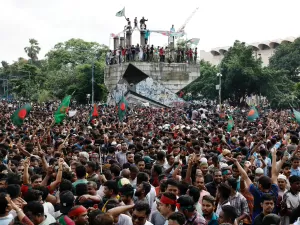 Premiê de Bangladesh renuncia e governo interino será formado
