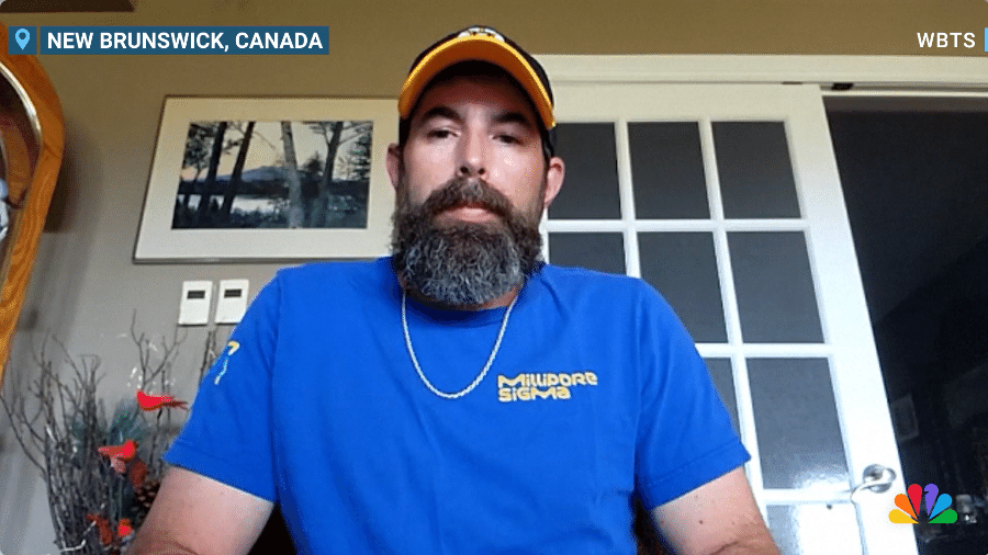 Canadense Chris Landry, em entrevista à NBC
