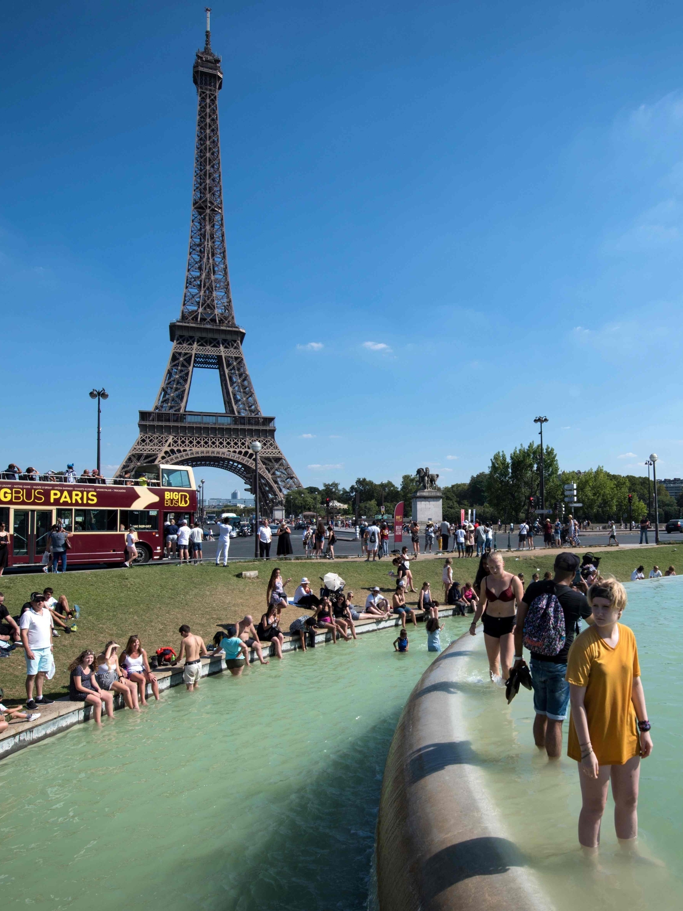 França: Mortes aumentaram durante onda de calor, diz instituto