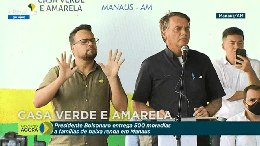O presidente Jair Bolsonaro durante cerimônia de entrega de casas em Manaus - Reprodução/TV Brasil
