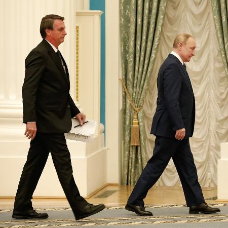 16.fev.2022 - Jair Bolsonaro acompanha Vladmir Putin, presidente da Rússia, durante declaração à imprensa, em Moscou - Alan Santos/PR