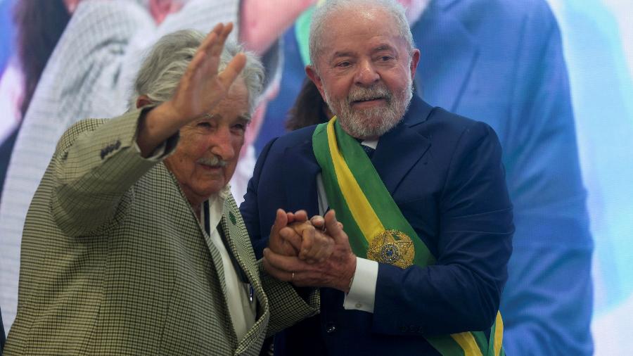 Jos Mujica, tambm conhecido como Pepe Mujica, durante a cerimnia de posse de Lula: o ex-presidente uruguaio  amigo de longa data do petista - RICARDO MORAES/REUTERS