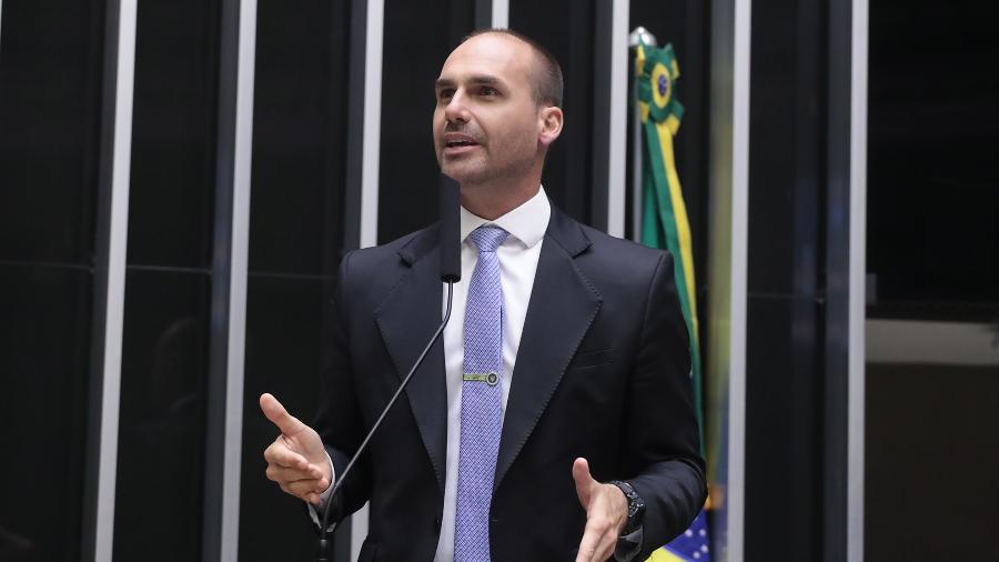 Eduardo Bolsonaro (PL-SP) pediu licença do mandato por 122 dias Eduardo Bolsonaro (PL-SP) pediu licença do mandato por 122 dias