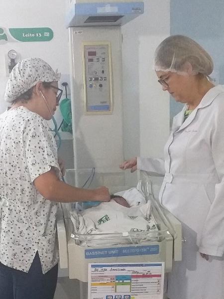 A equipe médica batizou o bebê, que ficou internado por três meses, de Davi - Divulgação