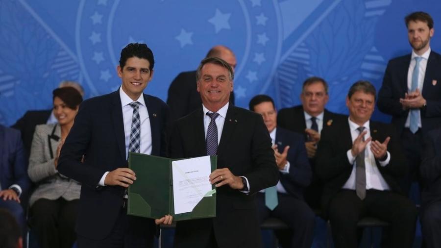 O novo ministro da Infraestrutura,Marcelo Sampaio, e o presidente da República, Jair Bolsonaro - José Cruz/Agência Brasil