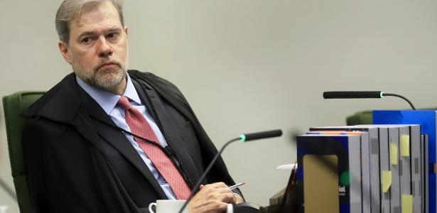 Dias Toffoli suspende processos sobre atraso e cancelamento de voos