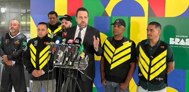 Governo quer ganho mínimo para entregadores de app; empresas resistem