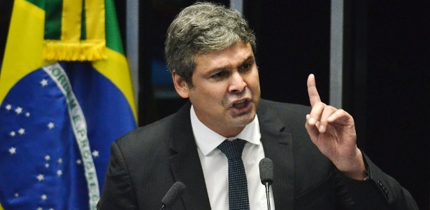 19.abr.2016 - Lindbergh Farias (PT-RJ), senador da República - Renato Costa/Folhapress/7mar.2016