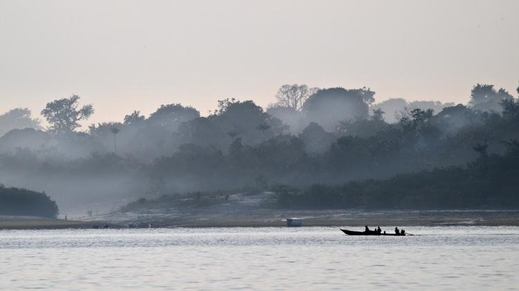 Lago Tefé (AM) tem nível de água abaixo da média