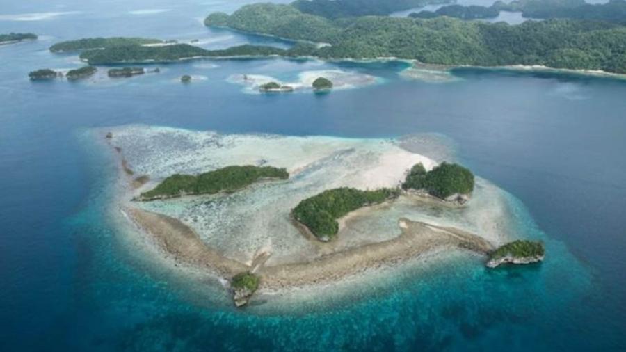 Arquipélago de Palau, no Oceano Pacífico, se tornou a primeira nação a banir filtros solares que contém substâncias como oxibenzona, que protege a pele contra raios ultravioletas - Benjamin Lowy/Getty Images/BBC