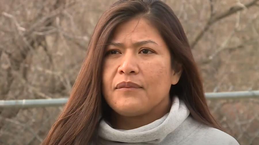 A babá Rosa Jimenez foi liberta da prisão após 17 anos, depois que uma juíza considerou que não havia "provas claras e convincentes" para incriminá-la - Reprodução/KXAN/Youtube