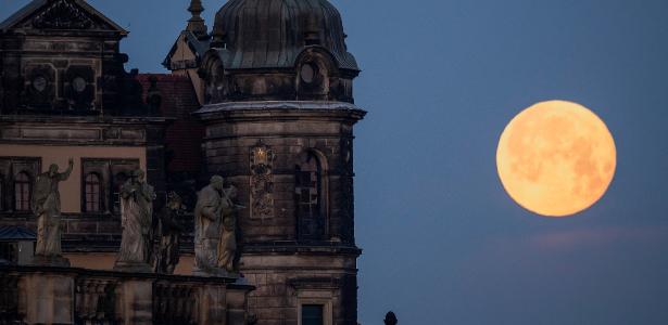 Qual a fase da Lua hoje (12)? Veja calendário lunar de outubro 2025