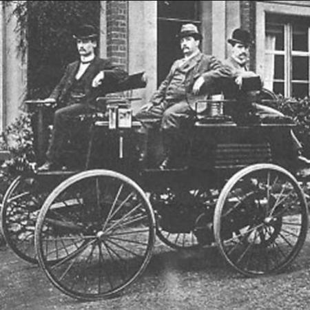 Imagem de 1880 mostra carro elétrico idealizado pelo engenheiro britânico Thomas Parker